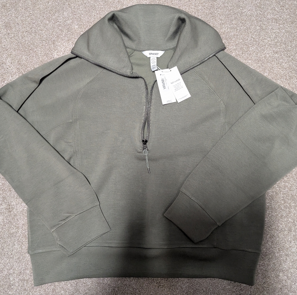 Spanx Clover AirEssentials Half Zip sz Large NWT